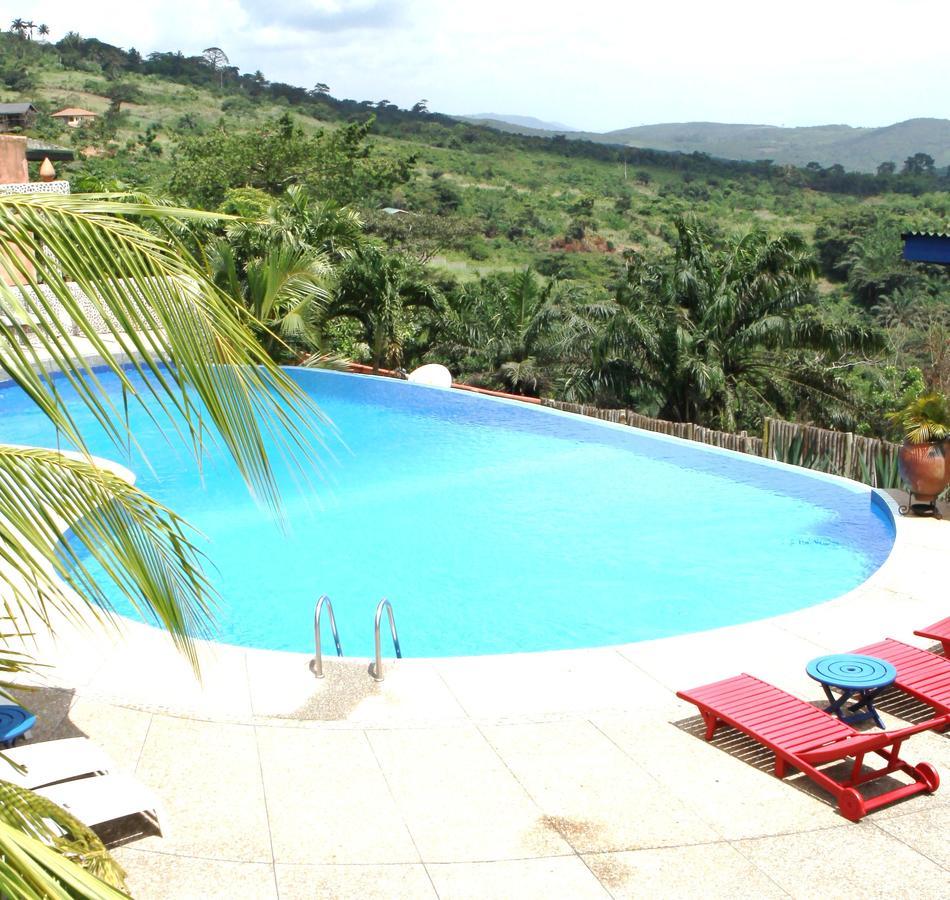 Vila Hillburi Aburi Exteriér fotografie